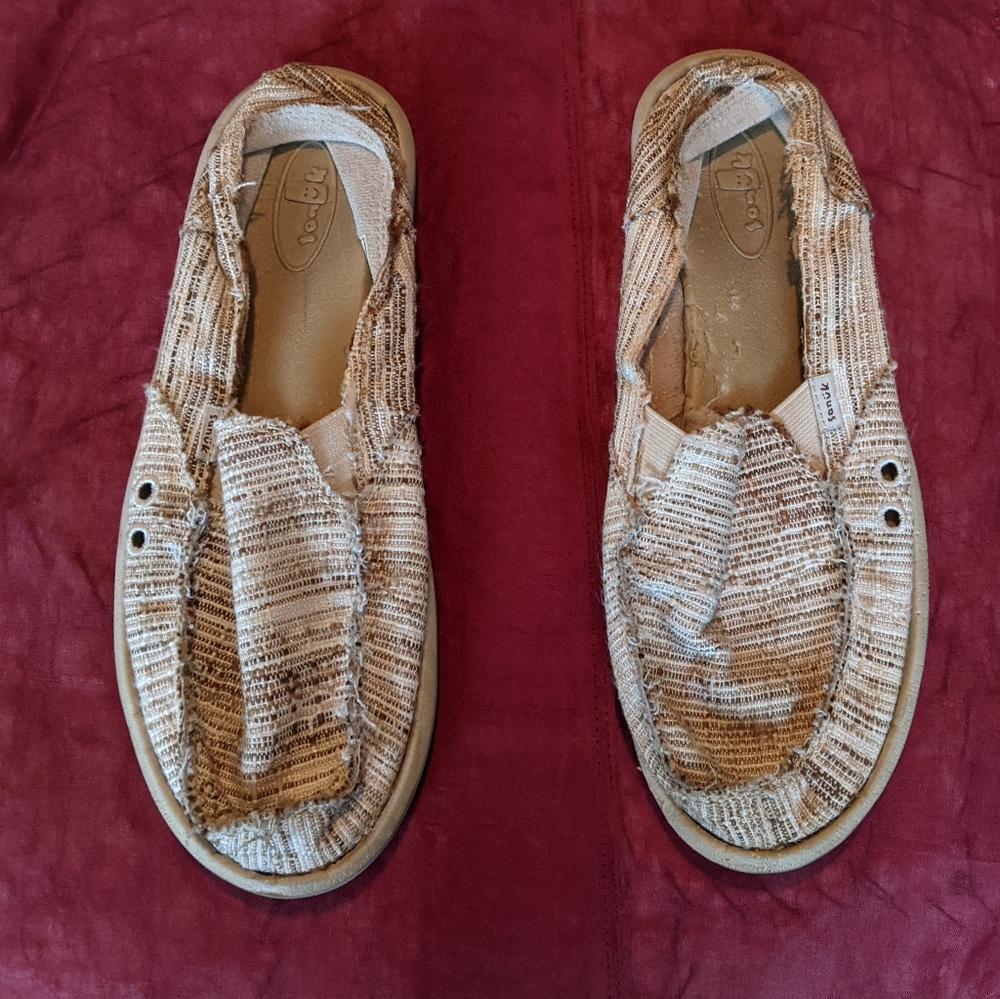 Sanuk women's size 8